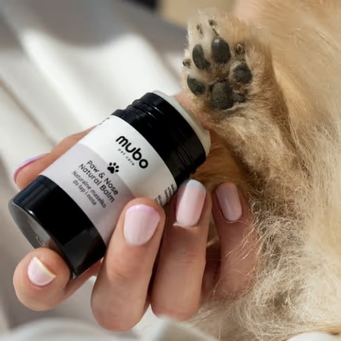 Mubo Paw & Nose Natural Balm Stick 25g - naturalne masełko do łap i nosa w sztyfcie, dla psa i kota